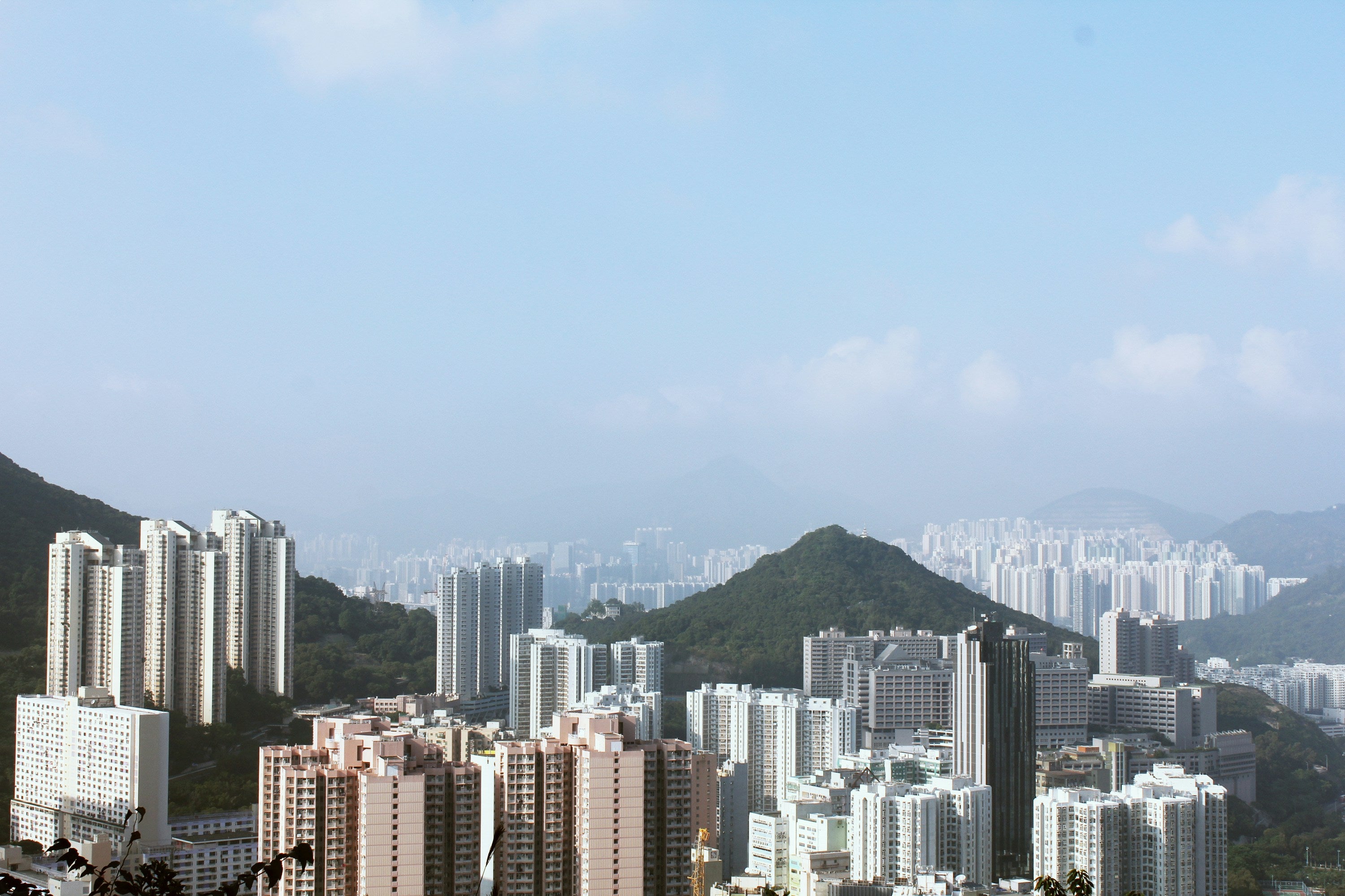 Jobs in South Korea: Work Visas, Salaries & Hiring Tips