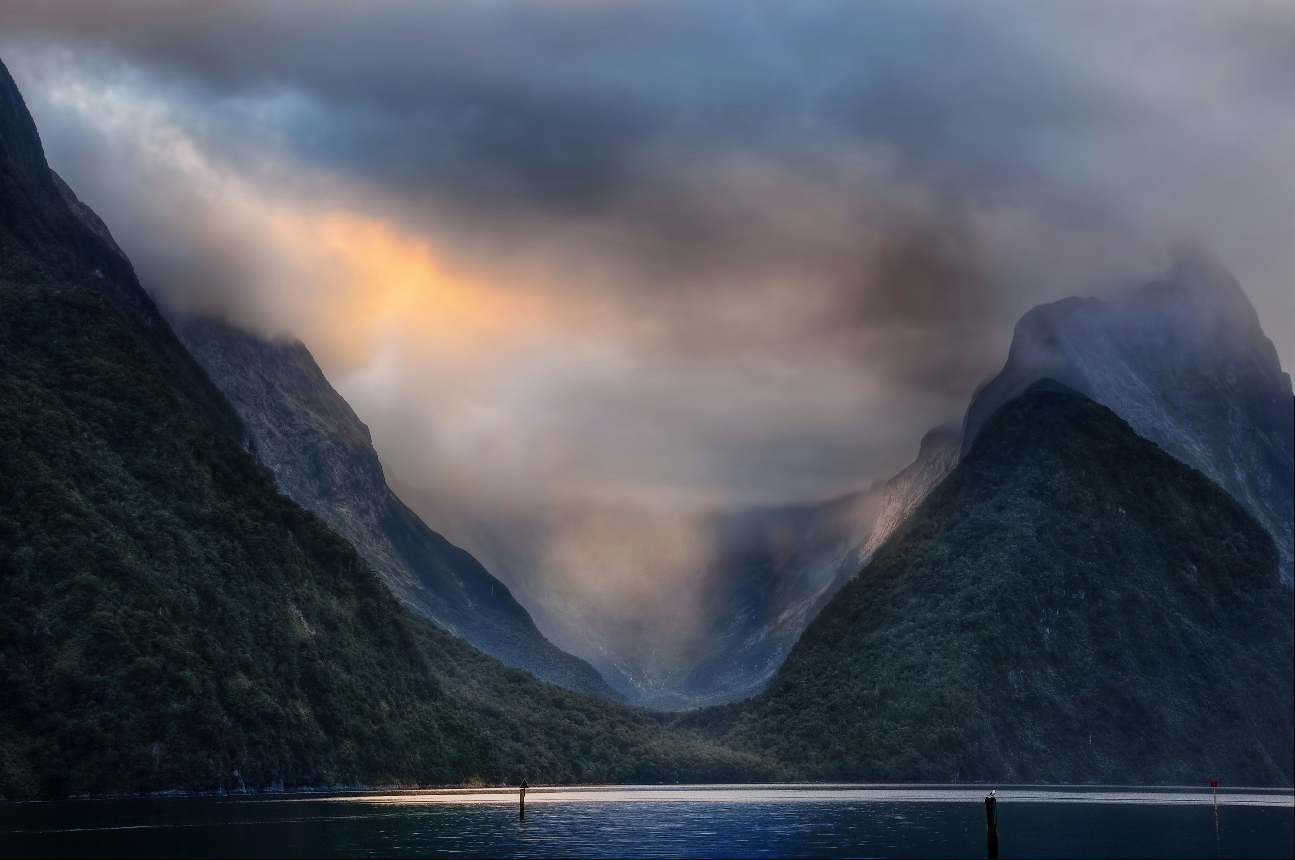 Best Things to Do in New Zealand (North + South Island)
