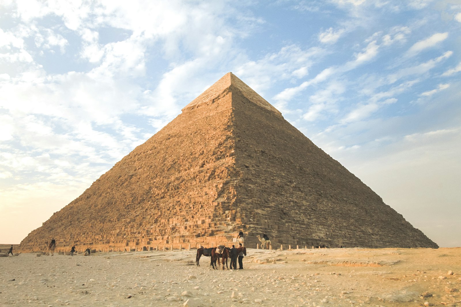 Egypt Cost of Living: Prices, Rent, Food & Tips (2026)