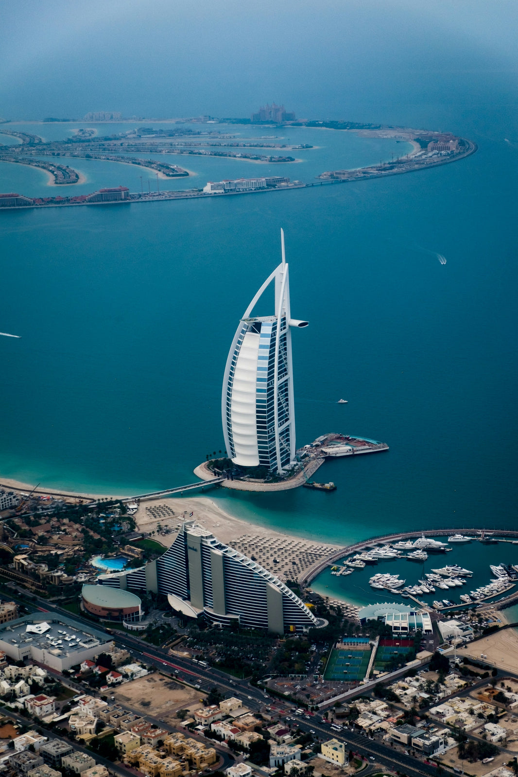 Jobs in Saudi Arabia: Opportunities, Visas & Hiring Tips