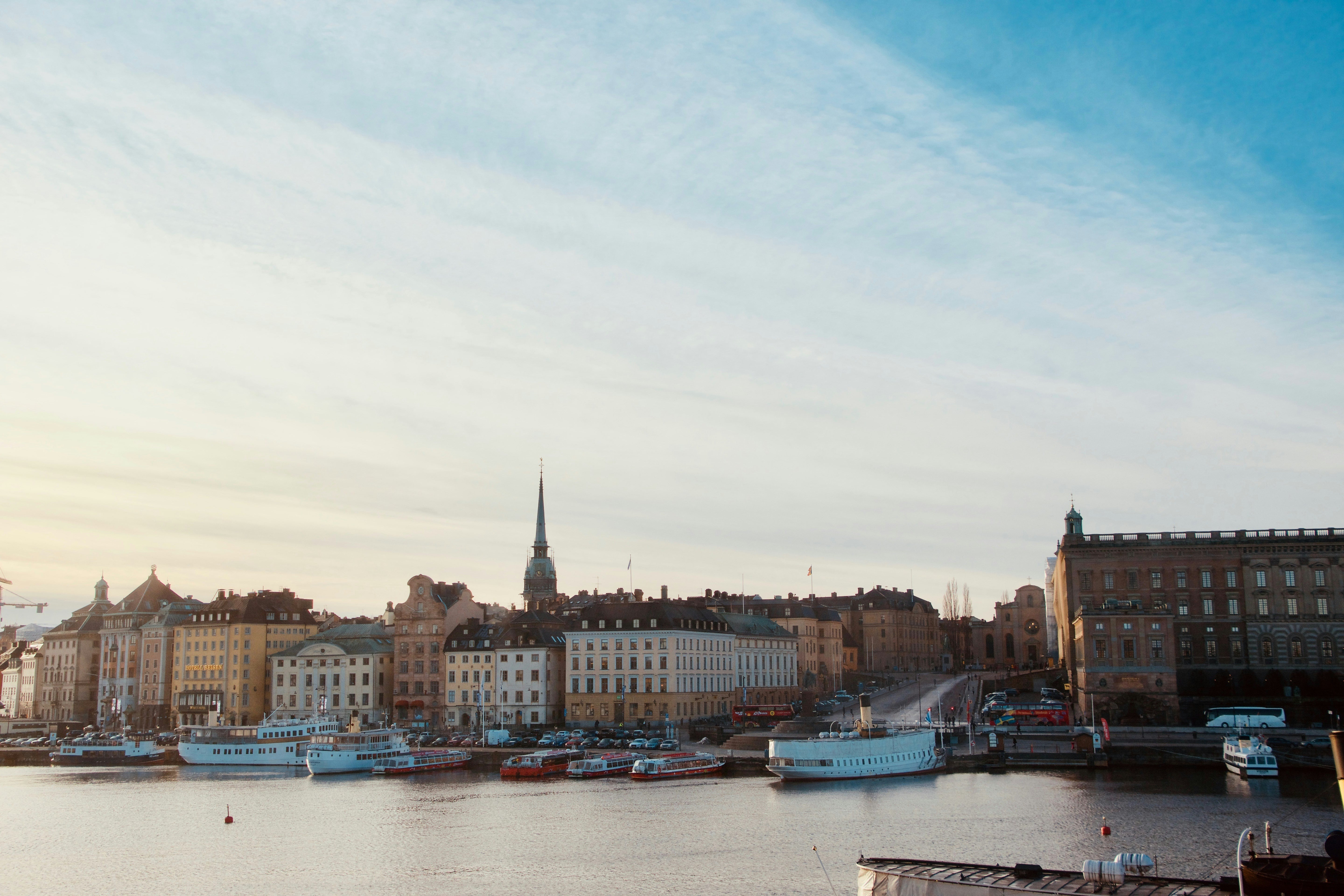 eSIM Sweden: Best Options, Setup, Coverage & Tips (2026)