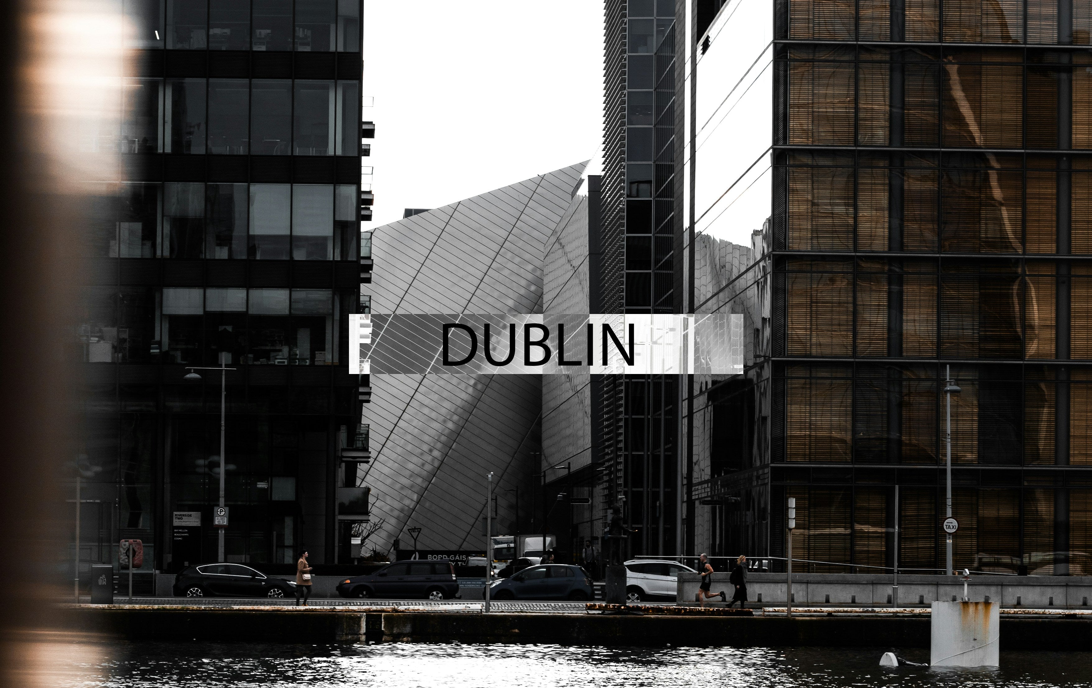 Working in Ireland: Jobs, Visas, Culture & Setup