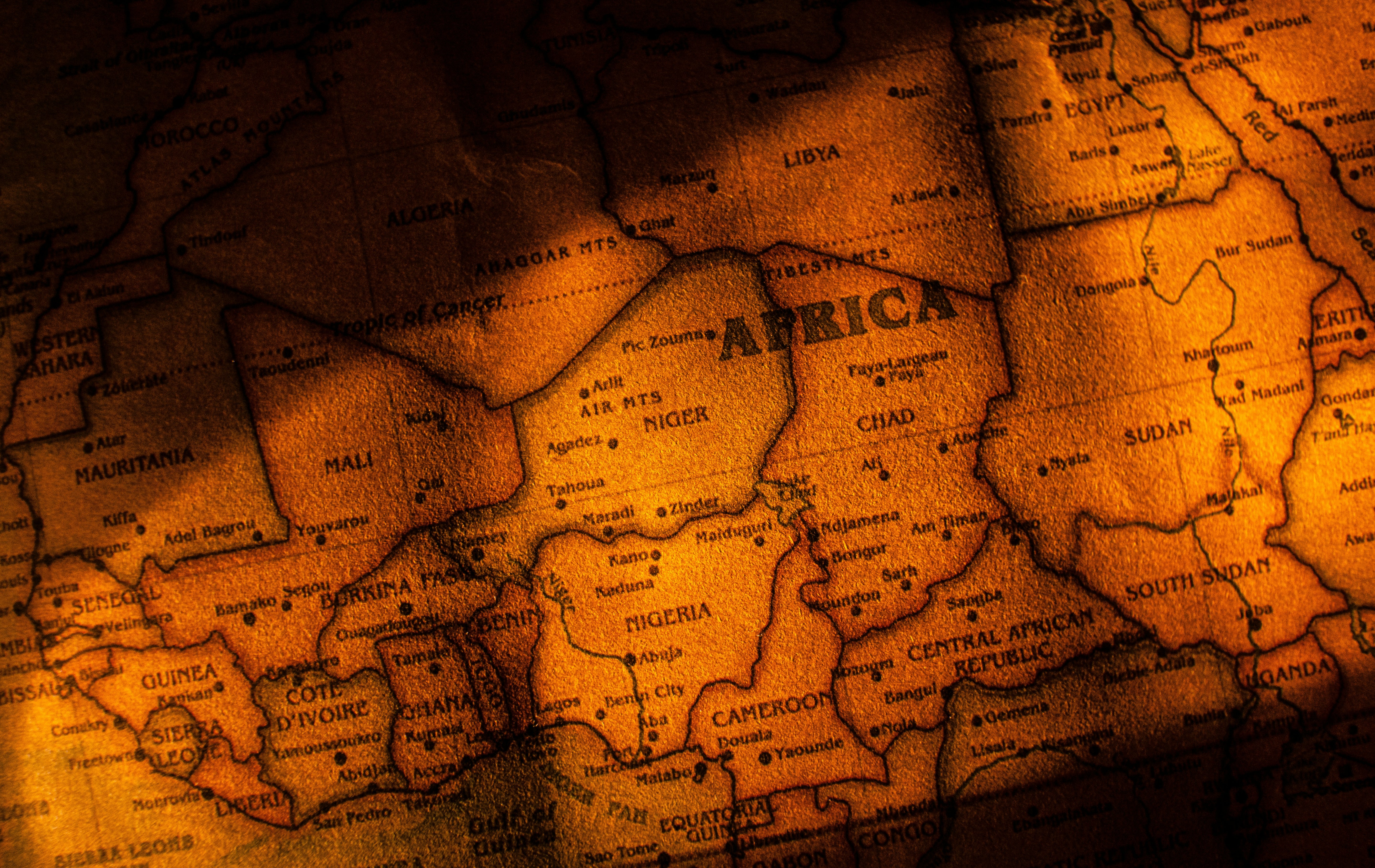 Best eSIM for Africa: Coverage, Tips & ZetSIM