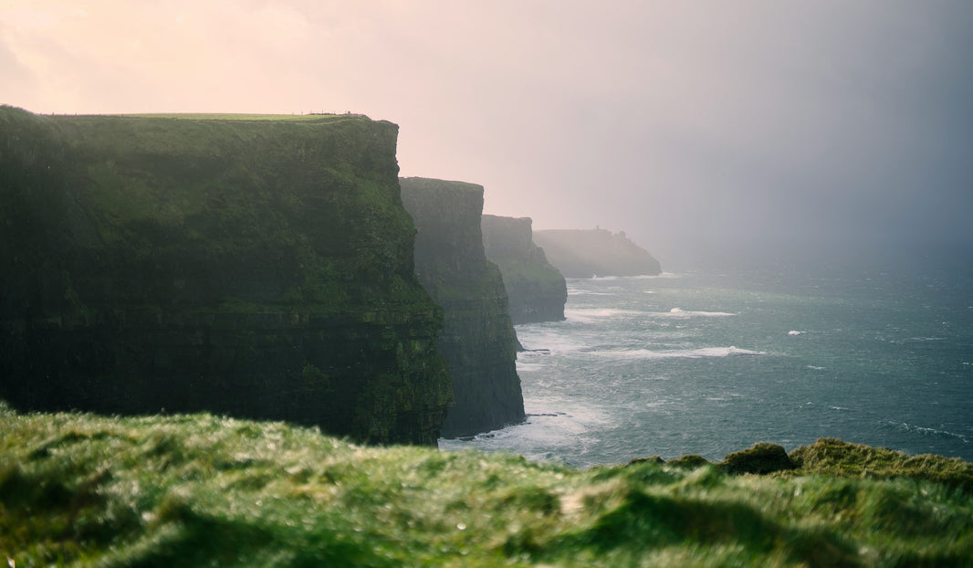 eSIM Ireland: Travel Data for Dublin & Road Trips | ZetSIM