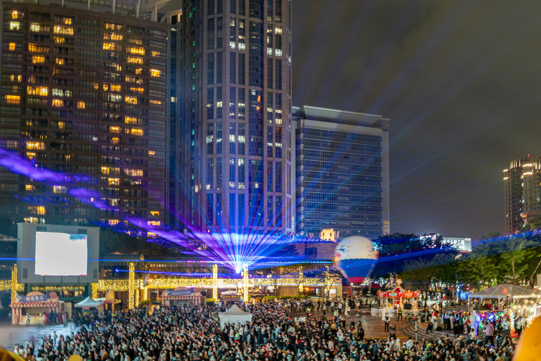 Lollapalooza 2026 Lineup: Headliners, Dates & Tips