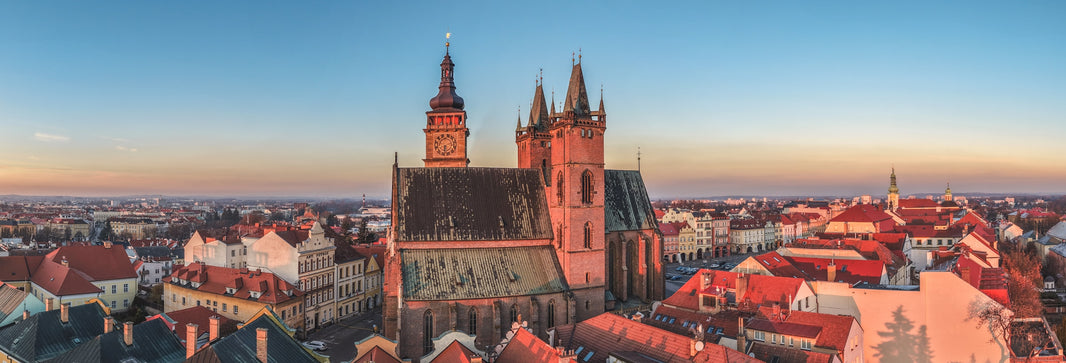 Best eSIM for Europe: Regional Data That Just Works | ZetSIM