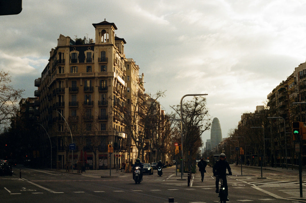 Health Insurance for Spain: Options for Expats & Travelers
