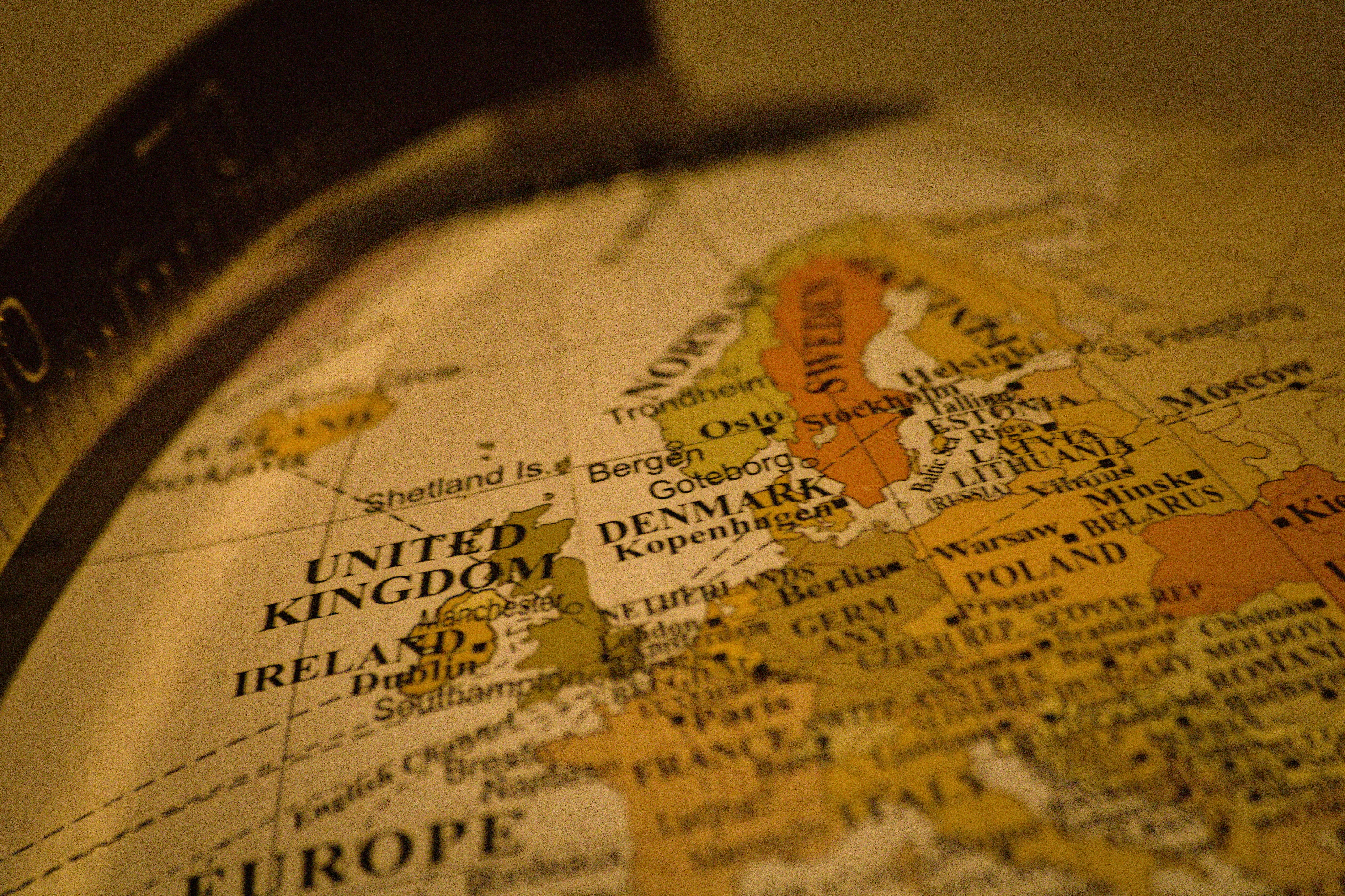 Best eSIM for Europe: Plans, Coverage & Setup | ZetSIM